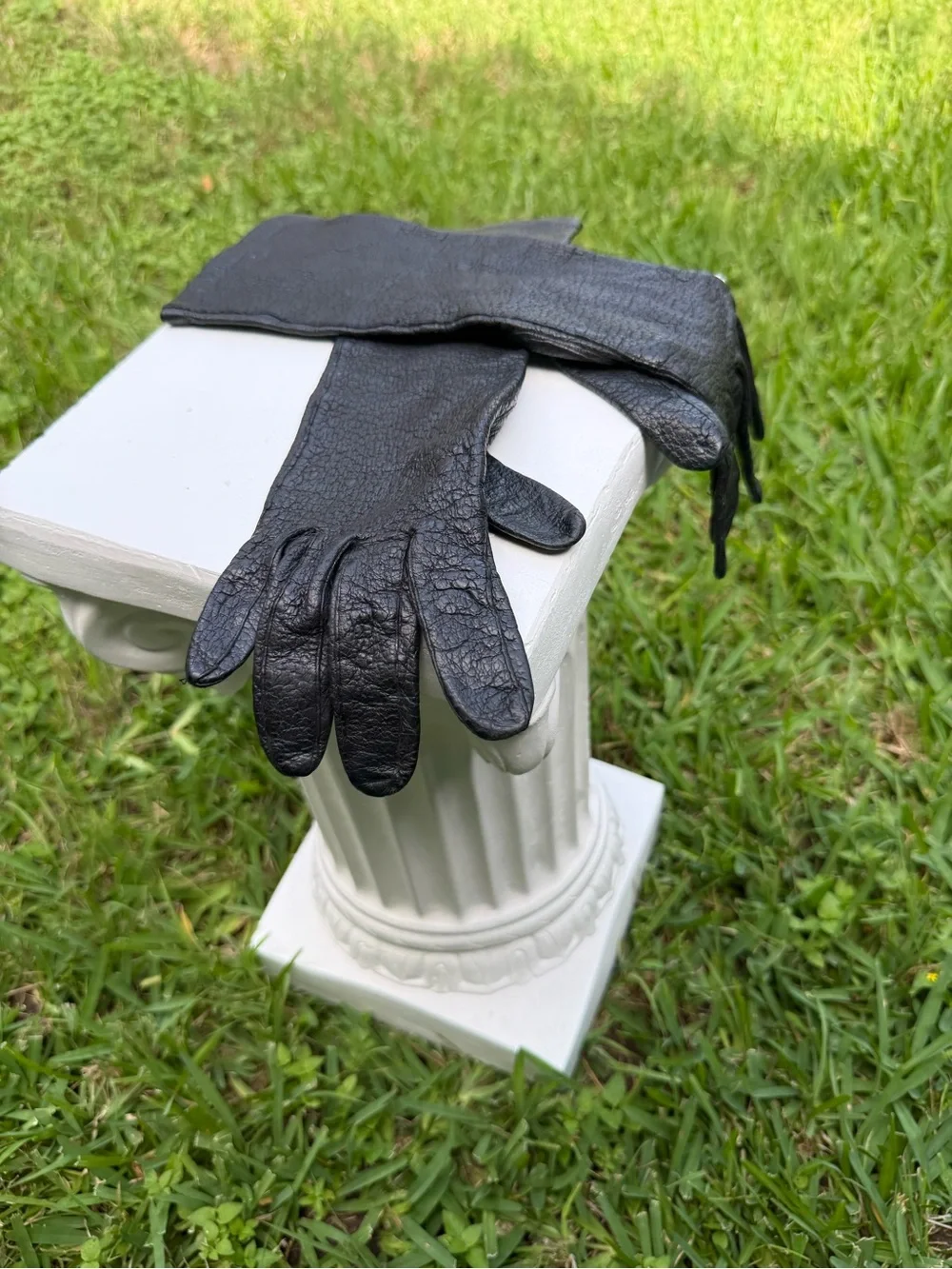 Women's Black Leather Long Gloves - Classic Wrist-Extending Style
